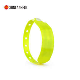 China 2016 Hot selling Factory price RFID LF HF UHF adjustable silicone wristband(Free samples) supplier